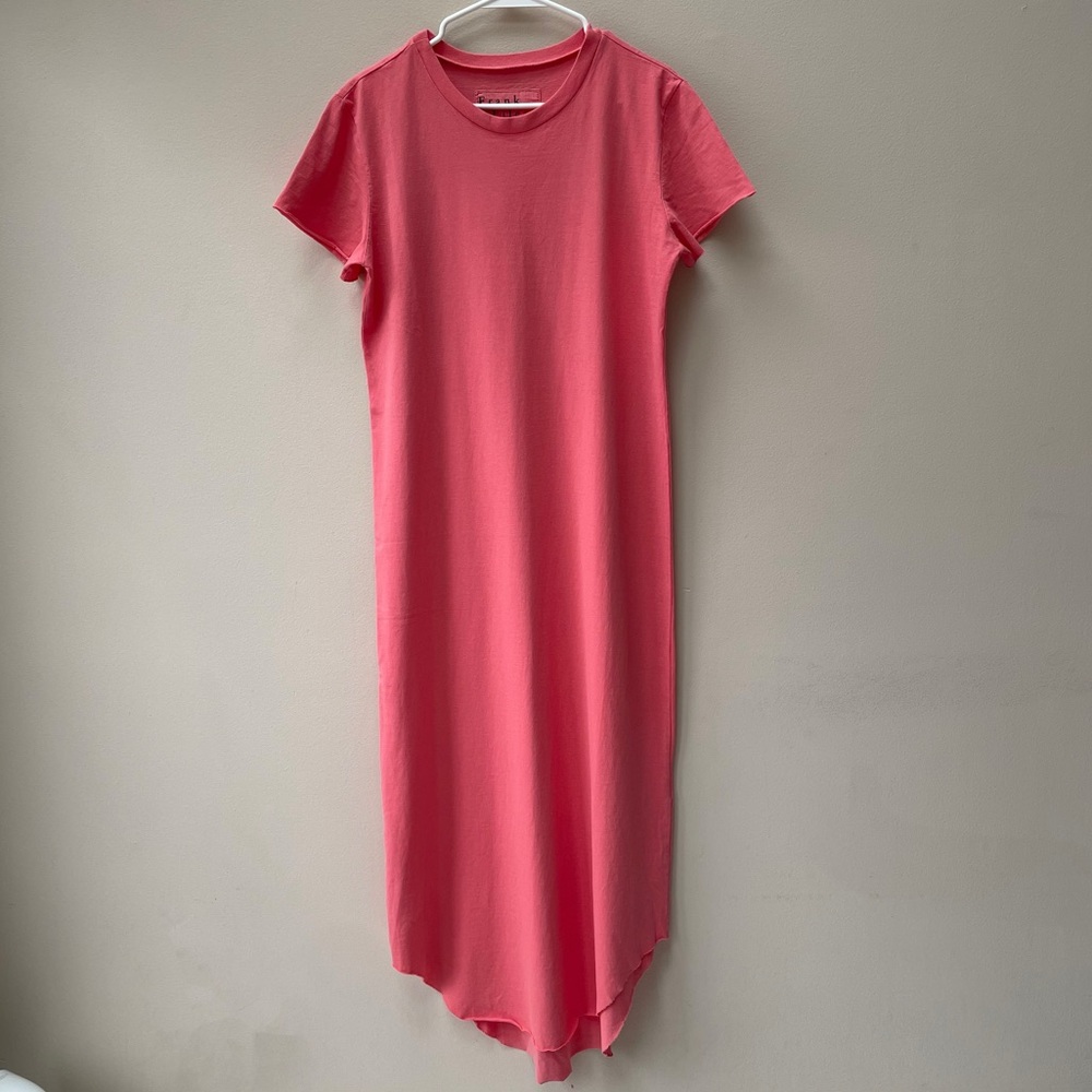 Classic Short-Sleeve Pink Maxi Dress - Picture 2 of 7